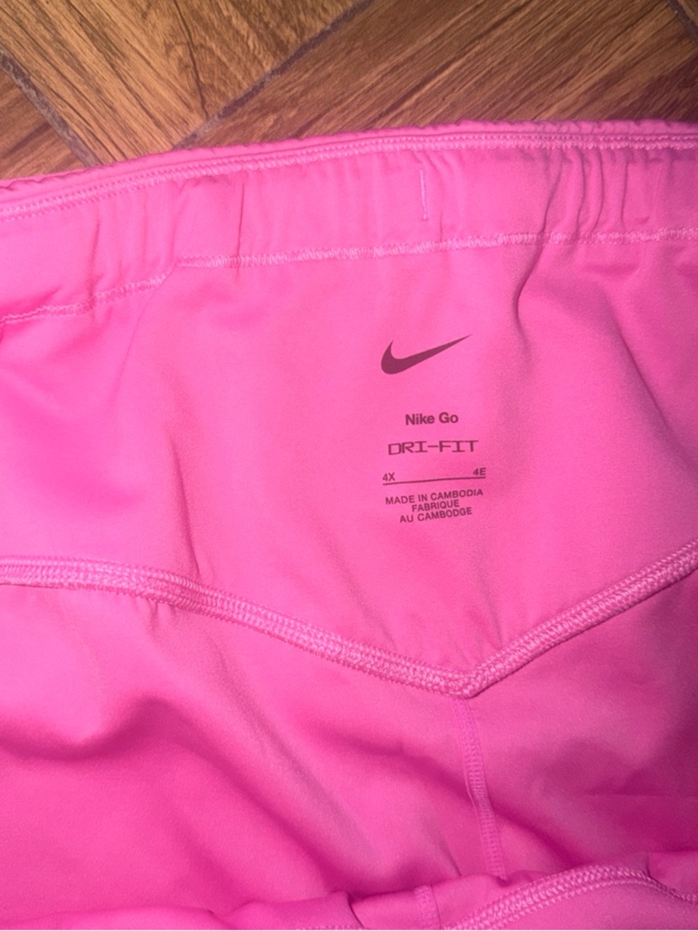 Nike Women’s Universal Medium Support High Waist BrightLeggings with Zip Pocket - Picture 6 of 6